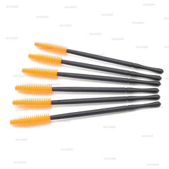 Silicone eyelash brush🧹